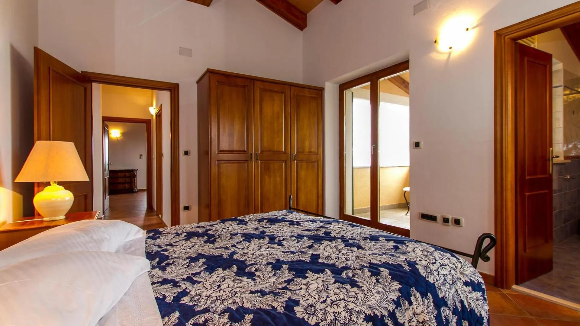 Awesome Home In Labin Labin